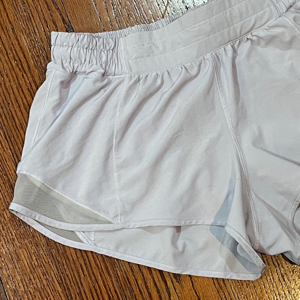 Lululemon Women's lilac color Athletic Shorts size 8 - Picture 3 of 6